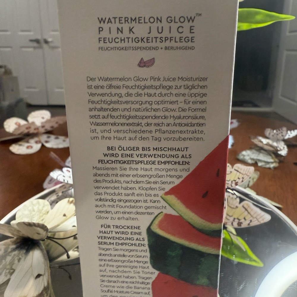 Glow Recipe Watermelon Glow Pink Juice Moisturizer - Hydrating & Soothing-60ml - Picture 4 of 5